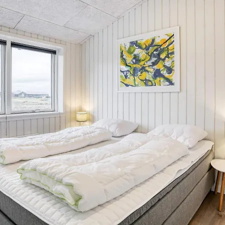 6 Person In L S Semesterbostad